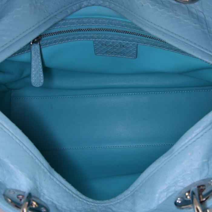 Sac à main Dior Lady Dior grand modèle en python bleu - Detail D3