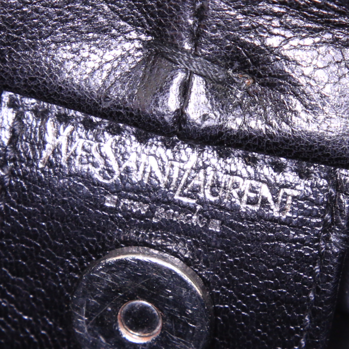 Yves Saint Laurent Mombasa handbag in black leather - Detail D3