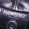 Bolso de mano Yves Saint Laurent Mombasa en cuero negro - Detail D3 thumbnail