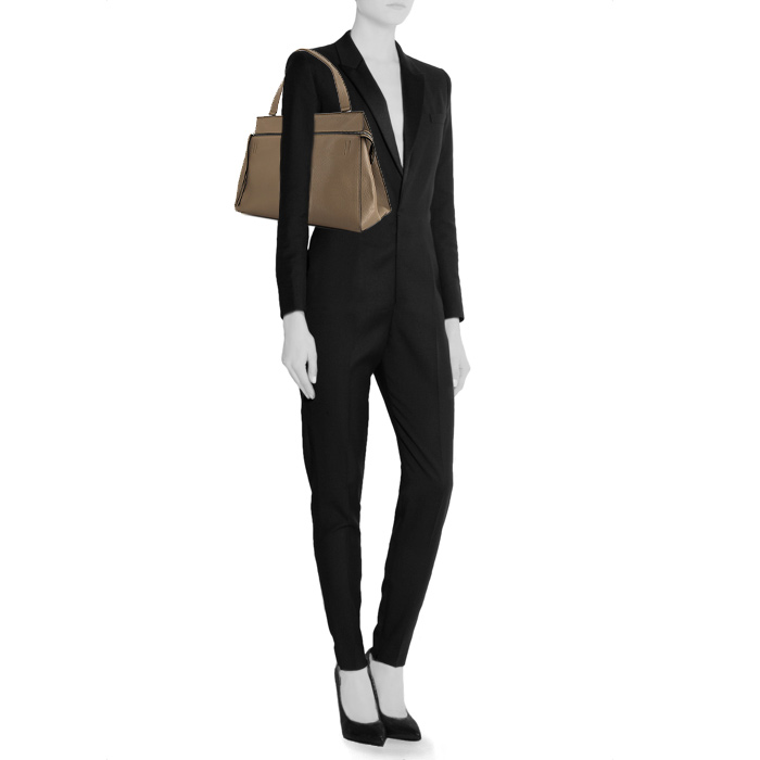 Borsa Celine Edge in pelle martellata color talpa - Detail D1