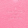 Billetera Louis Vuitton Zippy en cuero Epi rosa - Detail D3 thumbnail
