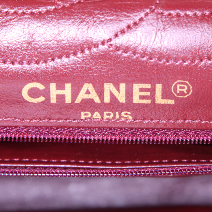 Bolso de mano Chanel Vintage en cuero acolchado negro - Detail D4