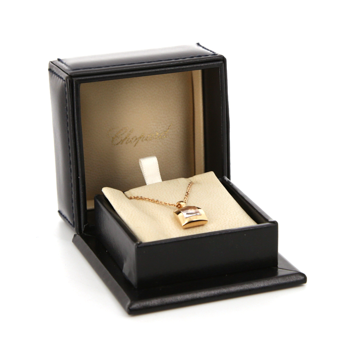 Chopard Happy Curves necklace in pink gold and diamonds - Detail D2