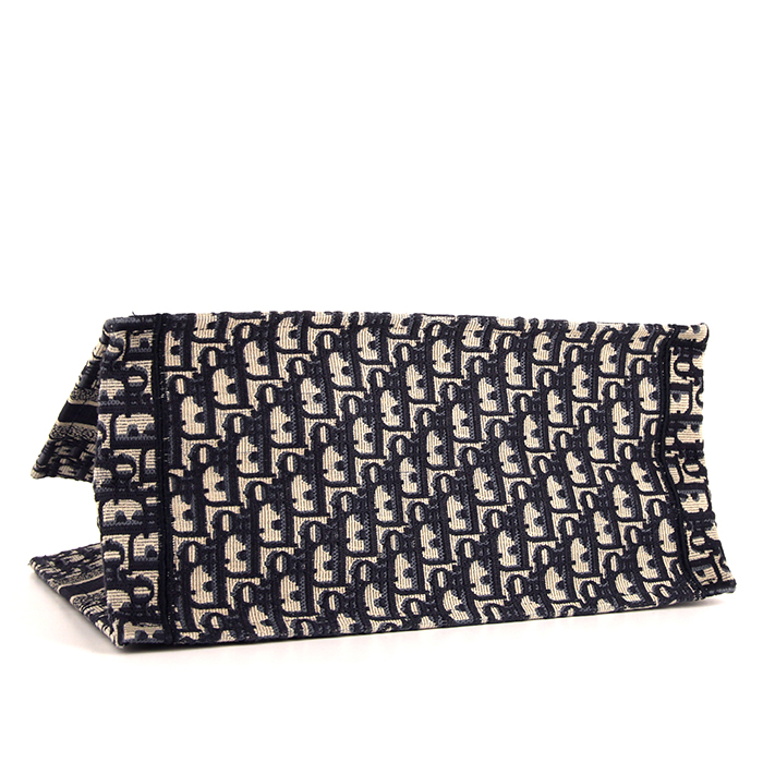 Sac cabas Dior Book Tote petit modèle en toile monogram bleue et beige - Detail D4