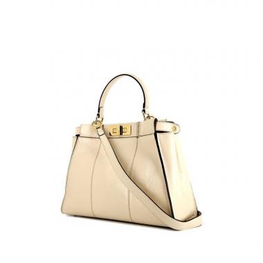 Sac à main Fendi Peekaboo en cuir verni beige écru