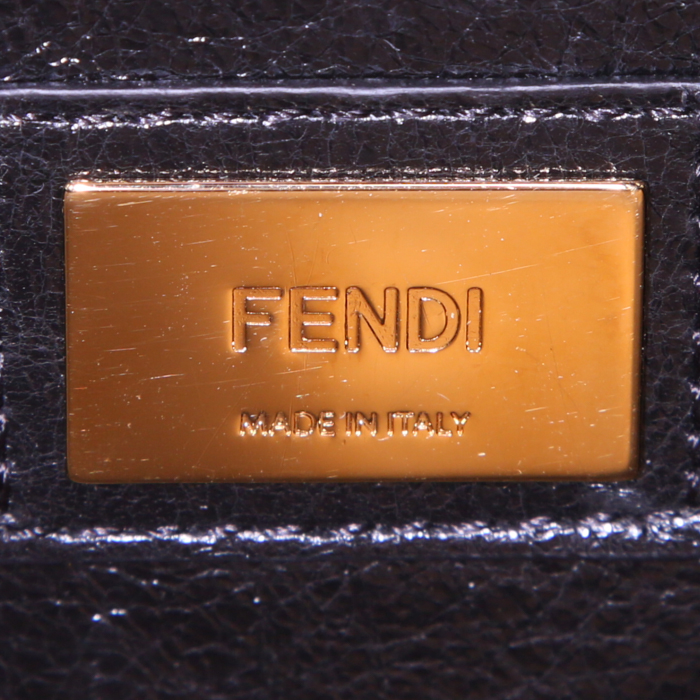 Sac à main Fendi Peekaboo moyen modèle en cuir verni noir - Detail D4