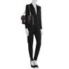 Bolso bandolera Gucci GG Marmont modelo grande en cuero acolchado negro - Detail D1 thumbnail