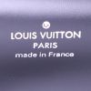 Sac/pochette Louis Vuitton en cuir épi noir - Detail D3 thumbnail