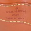 Louis Vuitton Randonnée backpack in gold epi leather - Detail D3 thumbnail