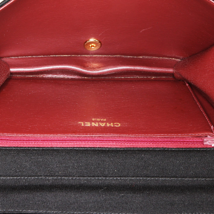 Sac porté épaule ou main Chanel Mademoiselle en toile jersey noire - Detail D2