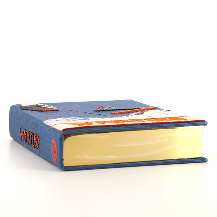 Minaudière Olympia Le-Tan Whistler British Columbia en tissu brodé bleu n°02/16 - Detail D5