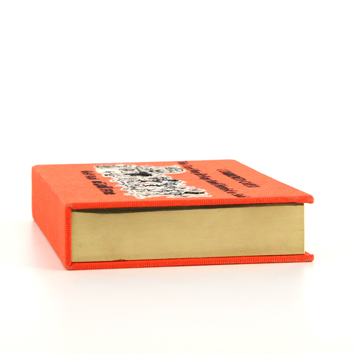 Olympia Le-Tan Community Chest clutch in orange embroidered canvas n°1/16 - Detail D5