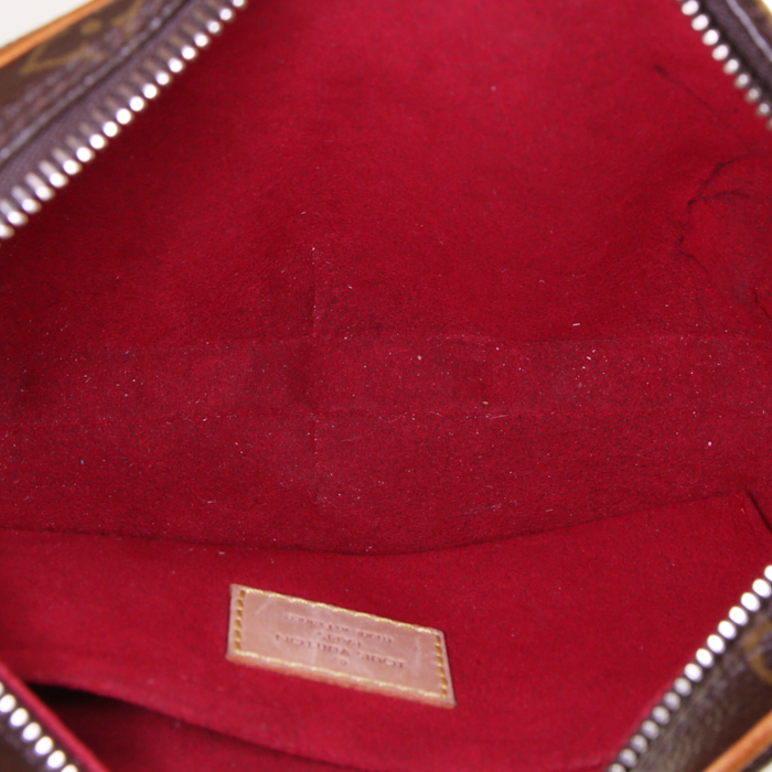 Louis Vuitton Croissant handbag in brown monogram canvas and natural leather - Detail D2