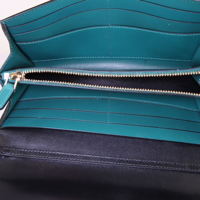 Bulgari Serpenti handbag/clutch in black leather - Detail D2