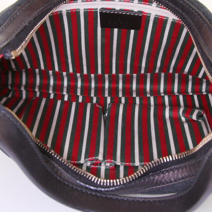 Gucci Vintage handbag in black monogram canvas and black leather - Detail D2