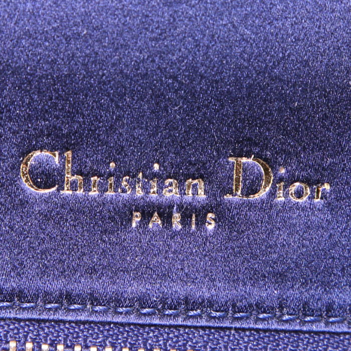 Sac bandoulière Dior Diorama en satin bleu et cuir bleu - Detail D4