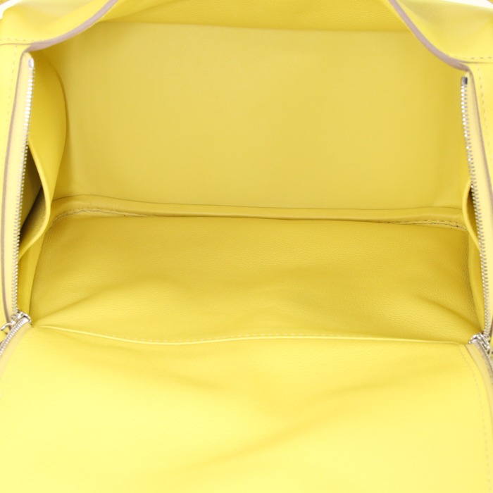 Hermes Lindy handbag in yellow Lime Swift leather - Detail D2