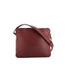 Bottega Veneta Messenger shoulder bag in burgundy braided leather - 360 thumbnail