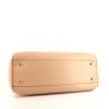 Chanel Executive shopping bag in beige grained leather - Detail D5 thumbnail