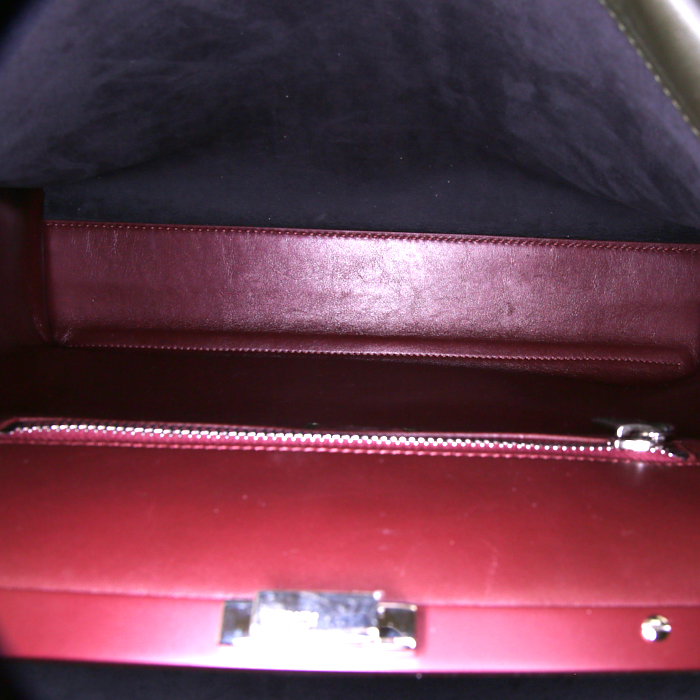 Sac à main Fendi Peekaboo en cuir vert-kaki - Detail D3