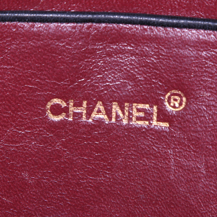 Bolso de mano Chanel Vintage en cuero acolchado negro - Detail D3