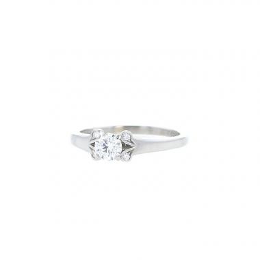 Bague solitaire Cartier Ballerine en platine et diamants