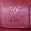 Mochila Chanel Coco Cocoon en cuero acolchado negro - Detail D3 thumbnail