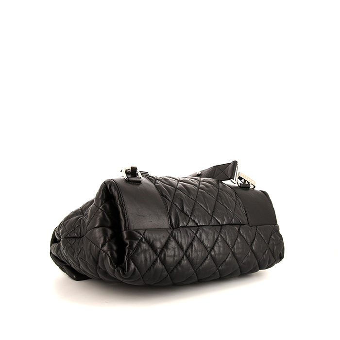 Chanel Coco Cocoon backpack in black quilted leather - Detail D4