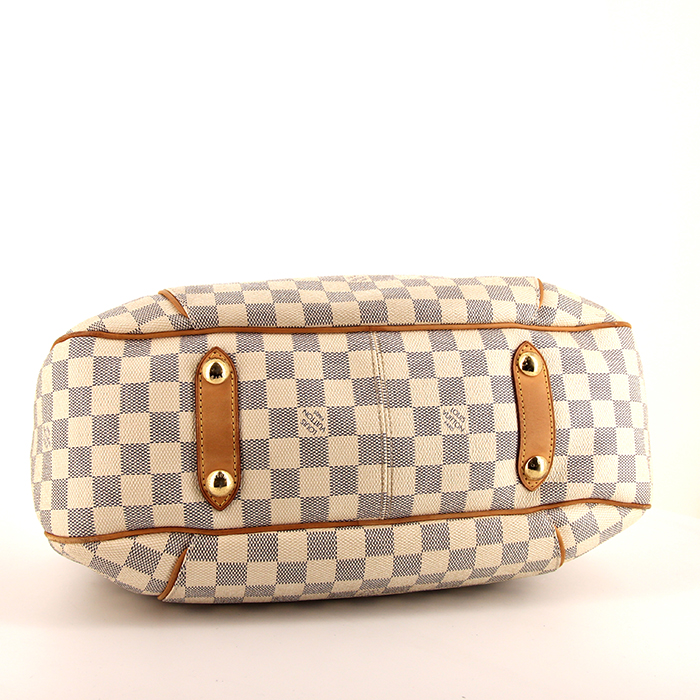 Sac à main Louis Vuitton  Galliera en toile damier azur et cuir naturel - Detail D4