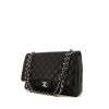 Bolso de mano Chanel  Timeless Maxi Jumbo en cuero granulado acolchado negro - 00pp thumbnail