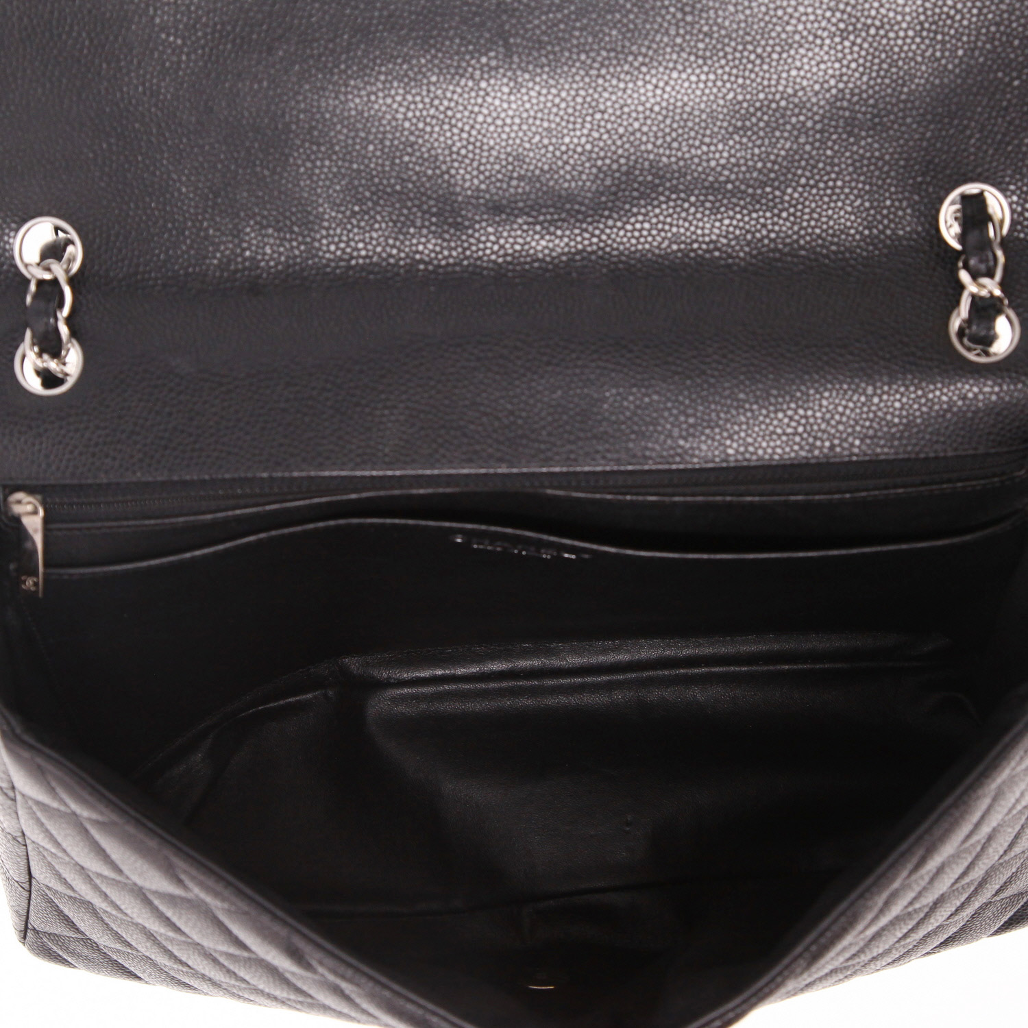 Bolso de mano Chanel  Timeless Maxi Jumbo en cuero granulado acolchado negro - Detail D3