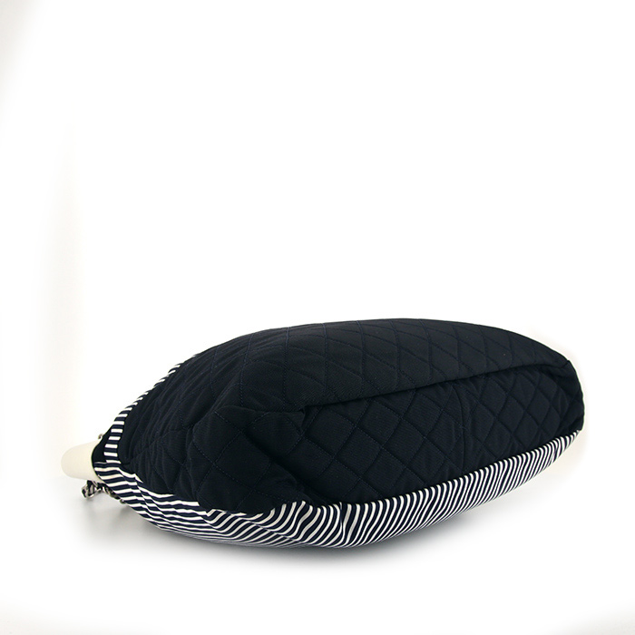 Borsa Chanel Cruise Line Canvas in tela blu marino e bianca a righe e pelle bianca - Detail D5