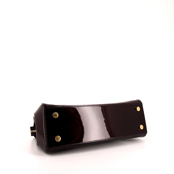 Louis Vuitton Brea handbag in burgundy patent leather and natural leather - Detail D5