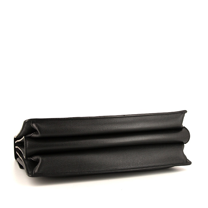 Porte-documents Louis Vuitton Robusto en cuir taiga noir - Detail D4