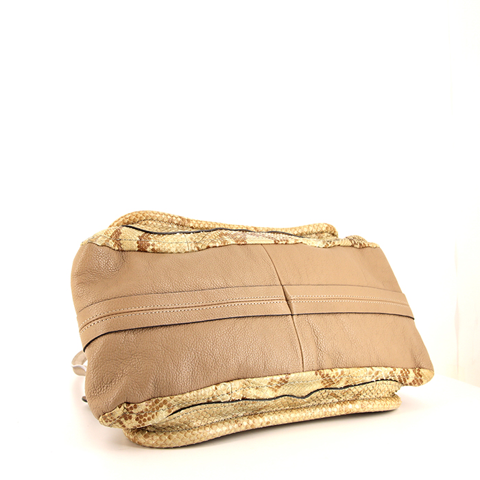 Bolso de mano Chloé Paraty en piel de pitón beige y cuero beige - Detail D5