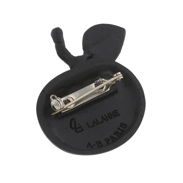 Claude Lalanne, “Pomme-bouche” pin in patinated bronze, Arthus-Bertrand editions, signed, from the 1990’s - Detail D1