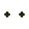 Paire de boucles d'oreilles Van Cleef & Arpels Alhambra Vintage en or jaune et onyx - 00pp thumbnail
