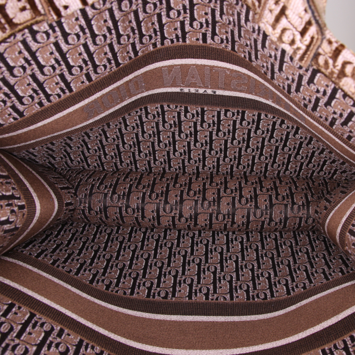 Bolso Cabás Dior Book Tote en lona Monogram marrón y terciopelo marrón - Detail D2