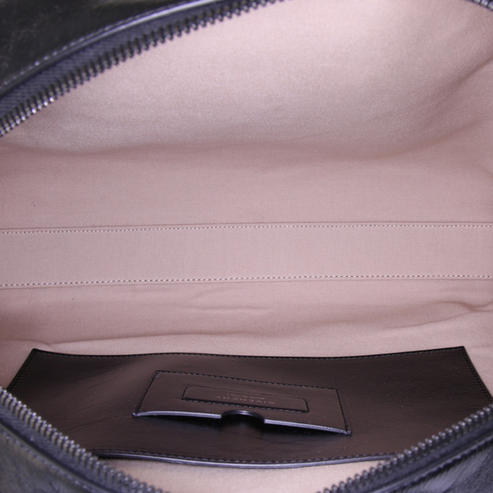 Bolso 24 horas Givenchy  Antigona modelo grande  en cuero negro - Detail D3