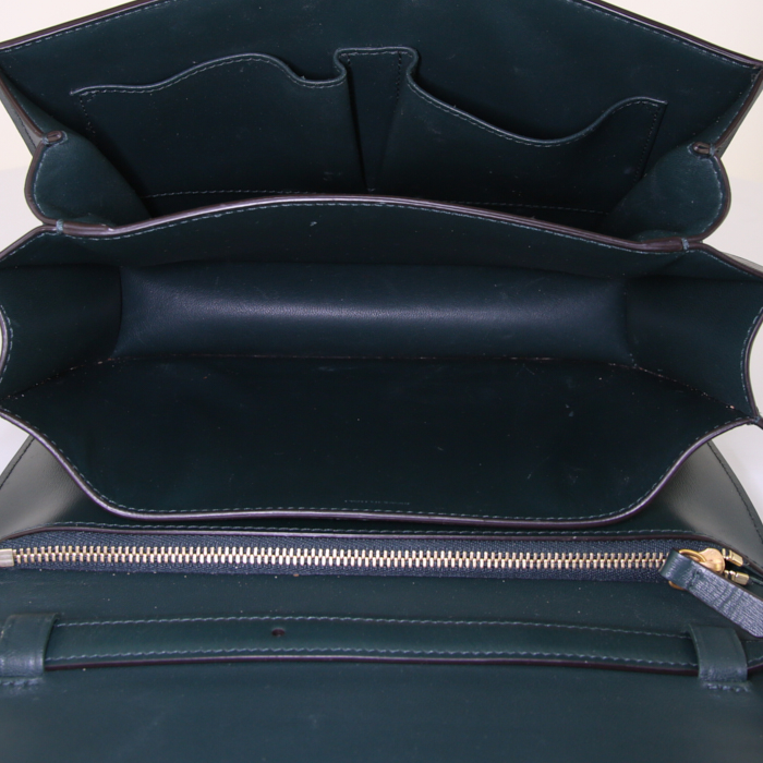 Bolso bandolera Céline Classic Box en cuero box verde - Detail D2