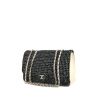 Bolso de mano Chanel Timeless jumbo en tweed negro y blanco y cuero beige - 00pp thumbnail