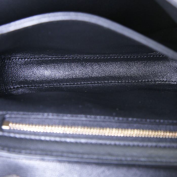 Celine C bag small model bag worn on the shoulder or carried in the hand in black leather - Detail D3