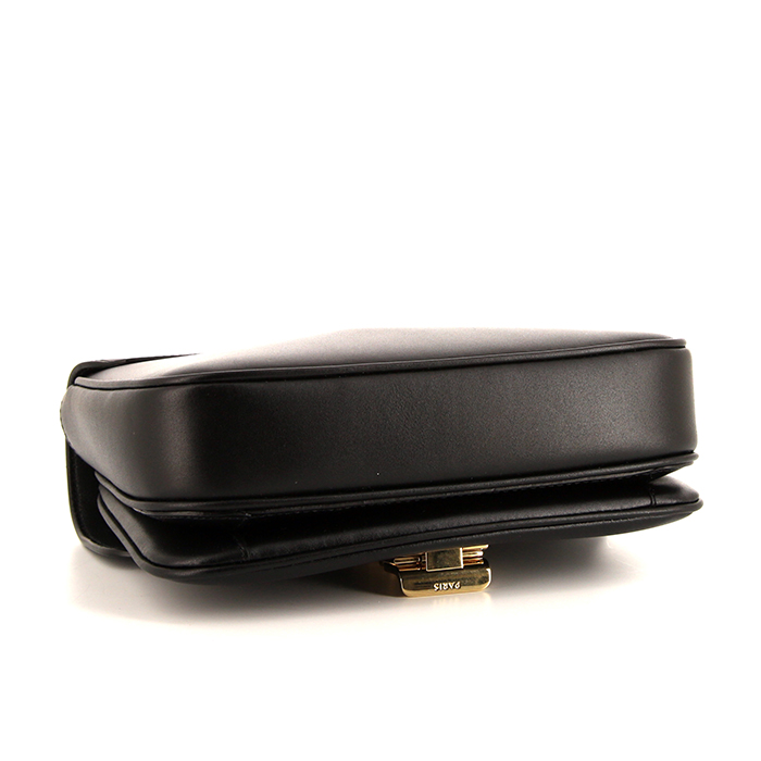 Celine C bag small model bag worn on the shoulder or carried in the hand in black leather - Detail D5