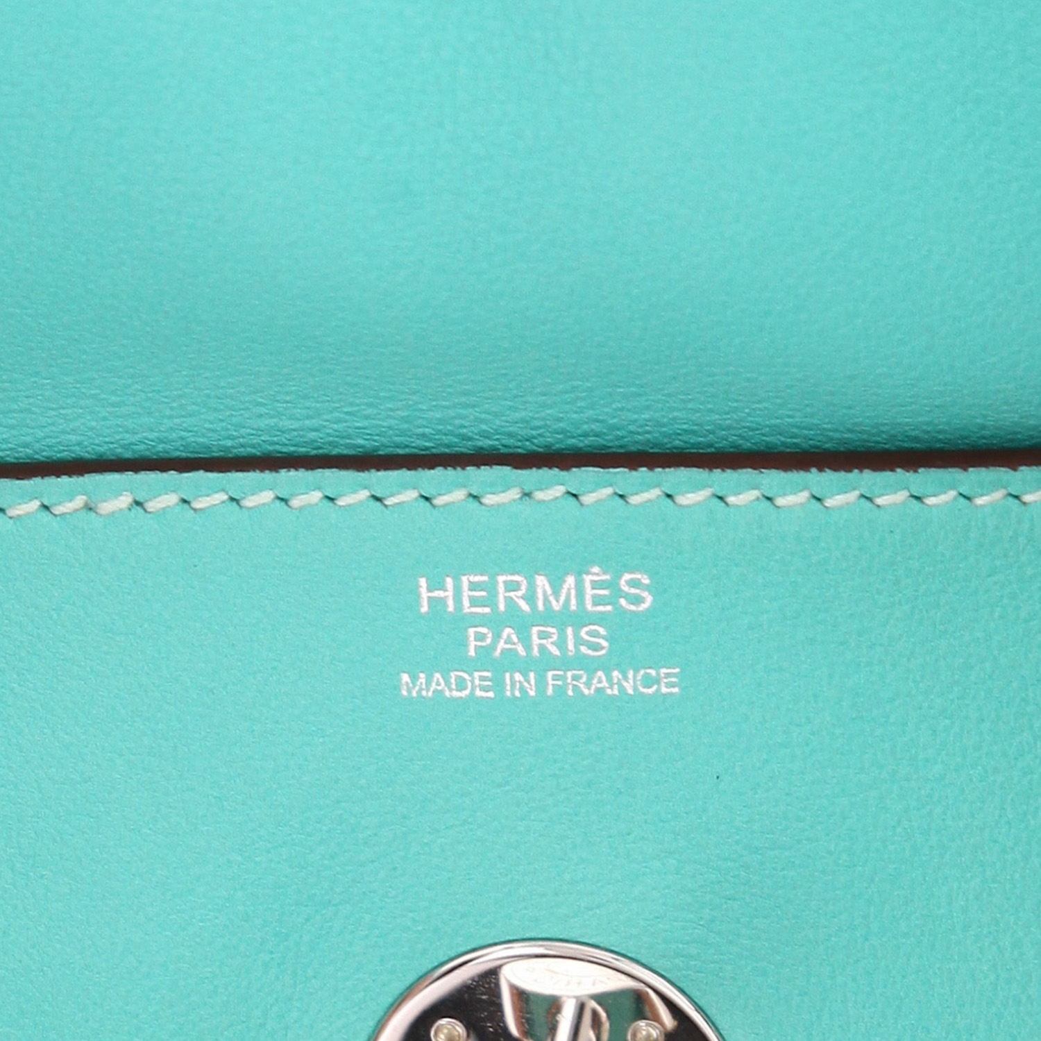 Borsa Hermes Lindy in pelle Swift blu turquoise - Detail D2