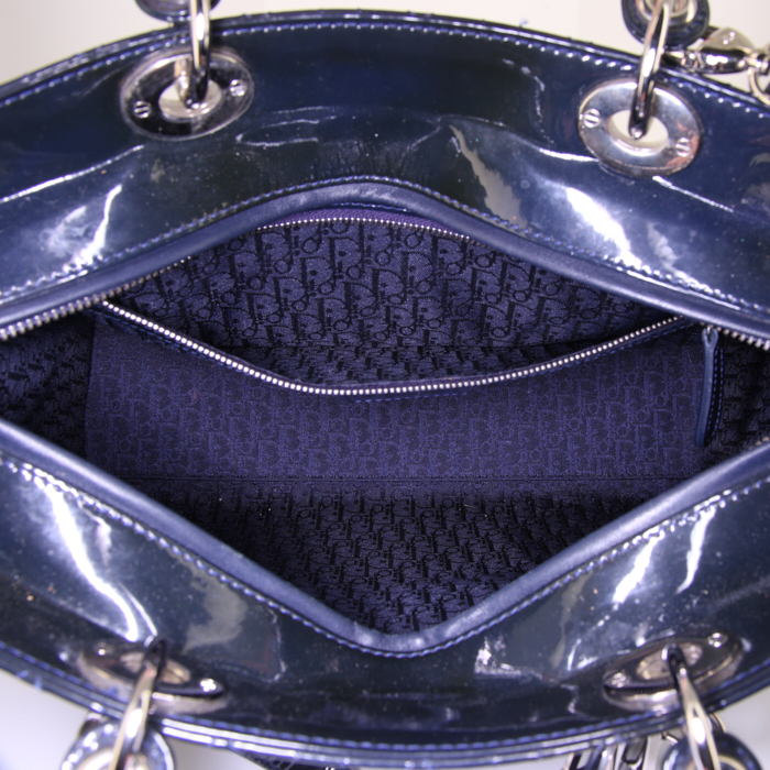 Borsa Dior Lady Dior modello grande in pelle verniciata blu cannage - Detail D3