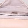 Bolso para llevar al hombro o en la mano Dior Gaucho en piel de pitón beige - Detail D2 thumbnail