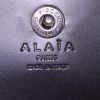 Alaïa Louise pouch in black leather - Detail D3 thumbnail