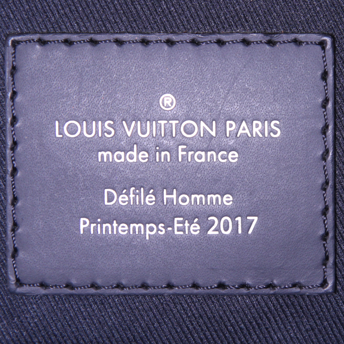 Bolso Cabás Louis Vuitton Edition Limitée Chapman Brothers en lona Monogram azul oscuro y gris - Detail D4