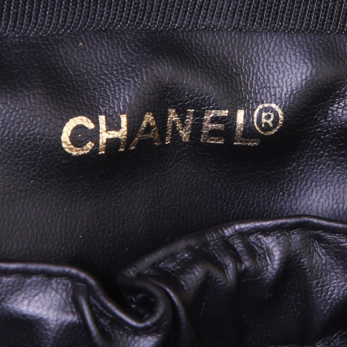 Chanel Vanity vanity case in black leather - Detail D3