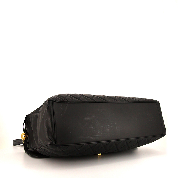 Chanel Timeless Maxi Jumbo 24 hours bag in black quilted canvas - Detail D4